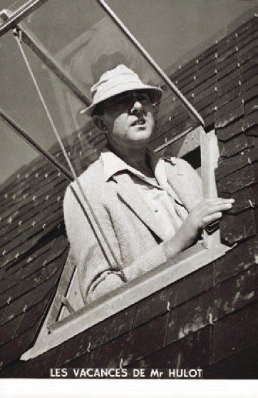 LES VACANCES DE M. HULOT. 4 épreuves gélatino-argentiques...