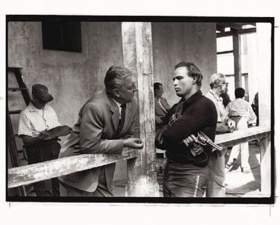 MARLON BRANDO ET JACQUES TATI. 1 épreuve...