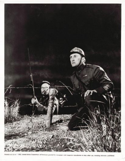 LES SENTIERS DE LA GLOIRE / PATHS OF GLORY....