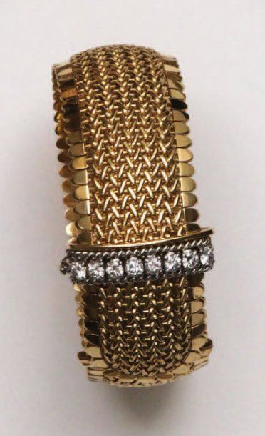 BRACELET CEINTURE en or jaune tressé, le...
