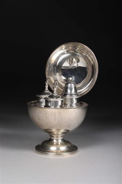 ENCRIER SPHÈRE. SARMENTO.
Argent (916/1 000e),...