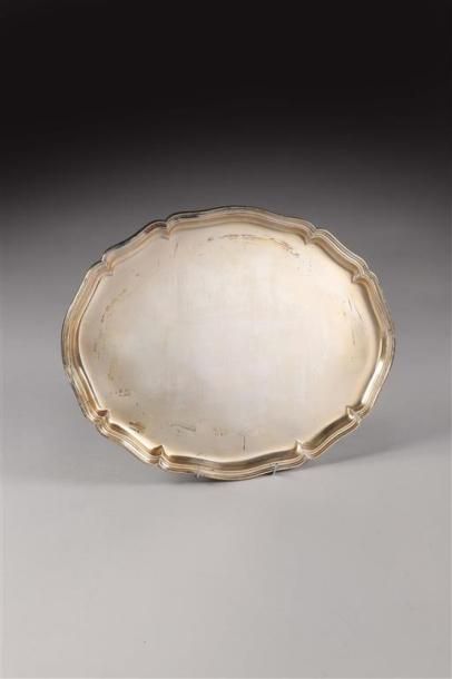 PLAT DE SERVICE.
Argent (835/1 000e), de...