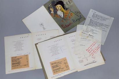 [Grand Véfour]. ENSEMBLE DE 8 MENUS DU GRAND...