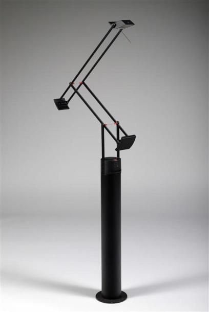 RICHARD SAPPER (né en 1932).
Lampadaire halogène...