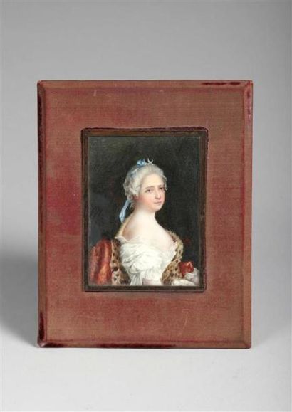 Lot de trois miniatures dont l'une rectangulaire...