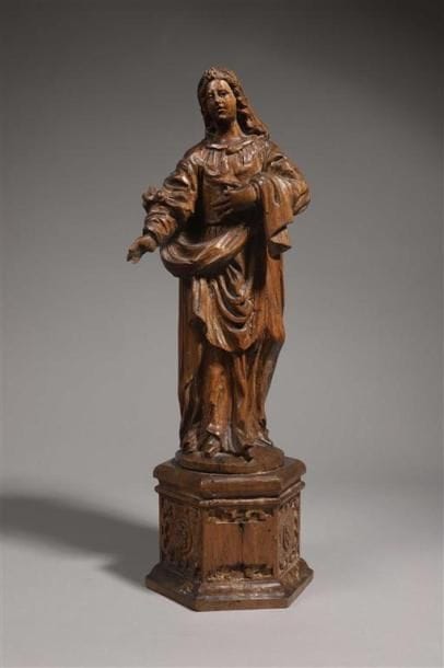 Sainte en pied sur socle en bois naturel...