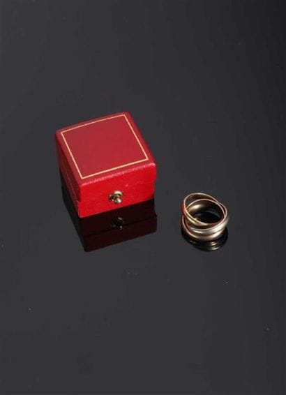 CARTIER.
Alliance trinity trois ors 18 K...