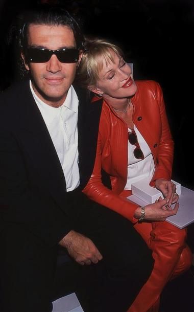 ANTONIO BANDERAS & MELANIE GRIFFITH.
By Rose...