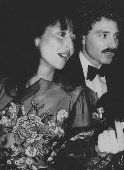 CHINA MACHADO & DR. ROBERT GILLER.
By Rose...