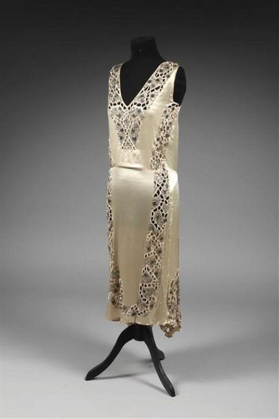 ROBE DU SOIR, HAUTE COUTURE, vers 1925 -...