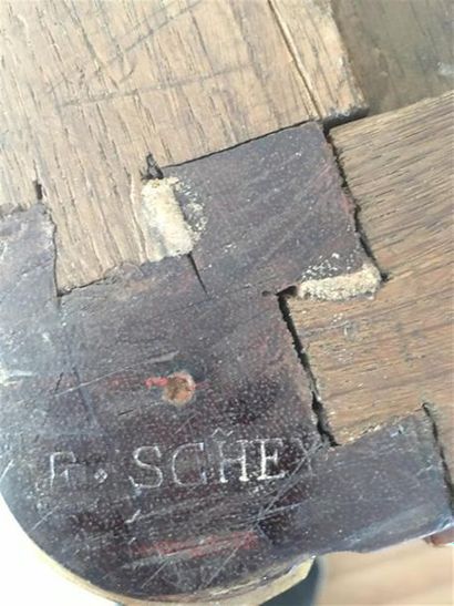 ERRATA PETITE MOULURE MANQUANTE /// COMMODE...