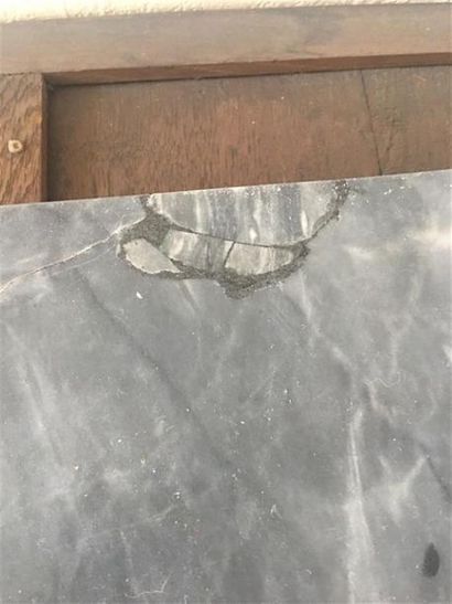ERRATA PETITE MOULURE MANQUANTE /// COMMODE...