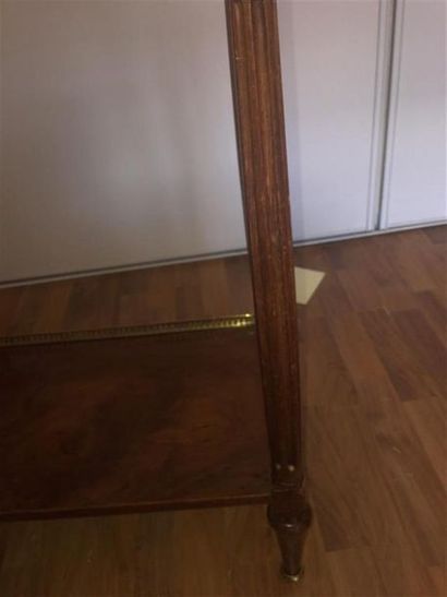 PETITE CONSOLE RECTANGULAIRE en placage d'acajou,...