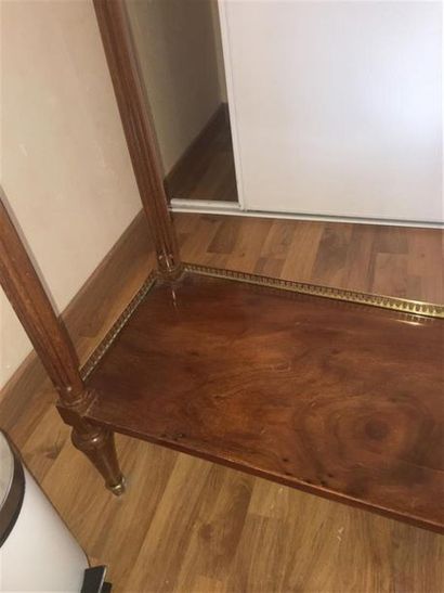 PETITE CONSOLE RECTANGULAIRE en placage d'acajou,...