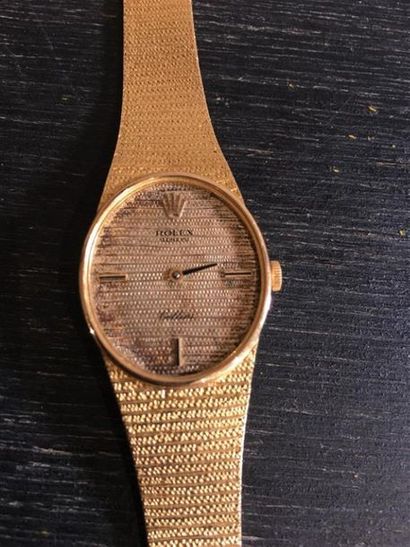 ROLEX. Montre-bracelet de dame en or jaune...
