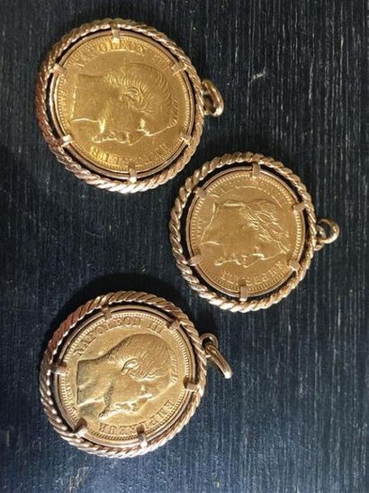 3 pièces Napoléon III en or, montures pendentif...