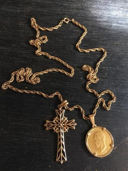 Lot en or jaune 18K (750 millièmes) comprenant...