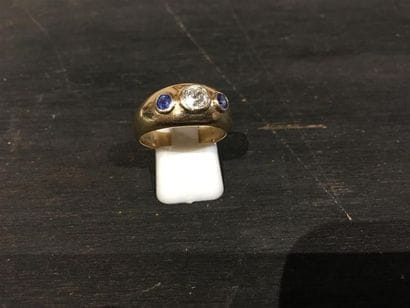Bague jonc en or jaune 18K (750 millièmes)...