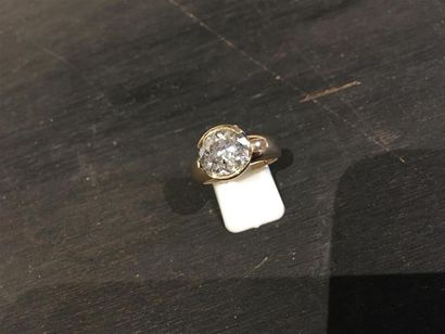 Bague jonc en or jaune 18K (750 millièmes)...