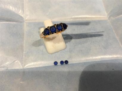 Bague rivière en or rose 18K (750 millièmes)...