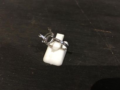 Monture de bague solitaire en platine, pour...