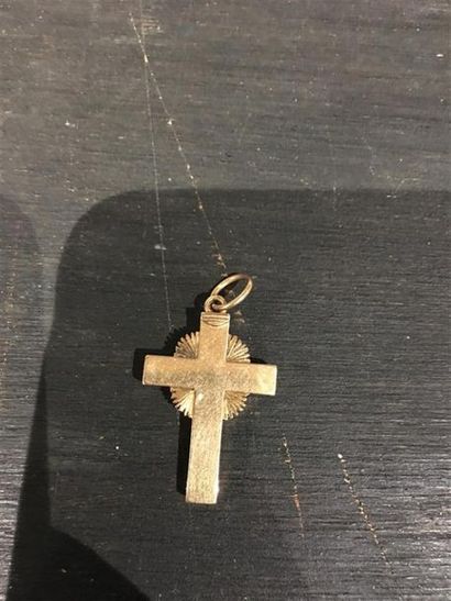 ERRATA ACCIDENTS ET MANQUES///Pendentif-croix...