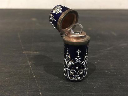 Petit flacon à parfum en verre à charnière...