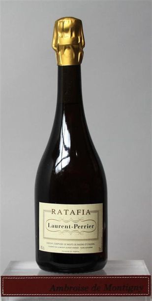 2 BOUTEILLES DIVERS
1 bouteille RATAFIA DE...