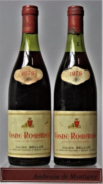 2 bouteilles VOSNE ROMANEE - J. BELLUS, 1976.	
Étiquettes...
