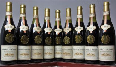 9 bouteilles CHAMBOLLE MUSIGNY - MORIN, 1996.	
Trois...
