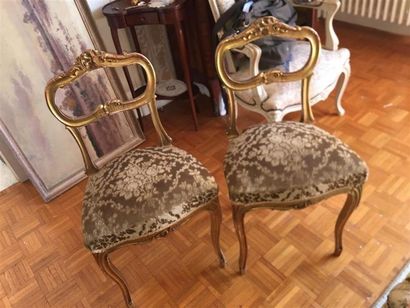 Petite console de style Louis XVI en bois...
