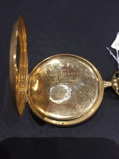 UNIC. Montre de gousset extra-plate en or...