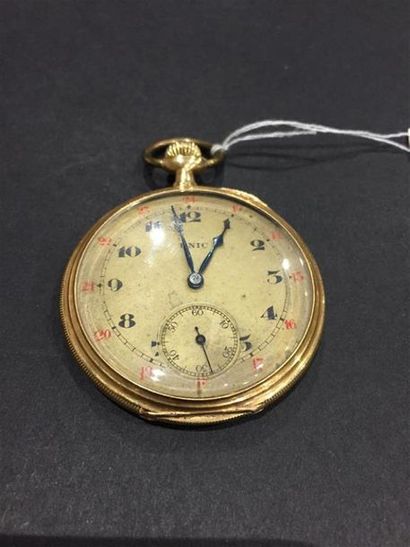 UNIC. Montre de gousset extra-plate en or...