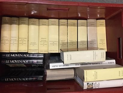 Quatre caisses Histoire, Antiquités et divers...