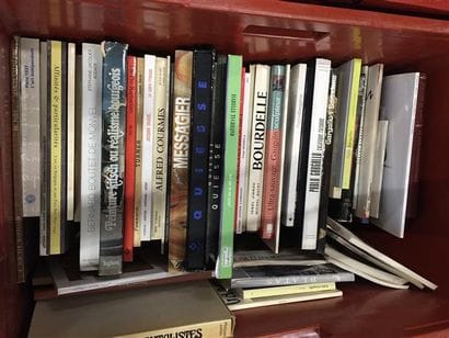 Caisse TABLEAUX MODERNES/ CATALOGUES RAISONNES...