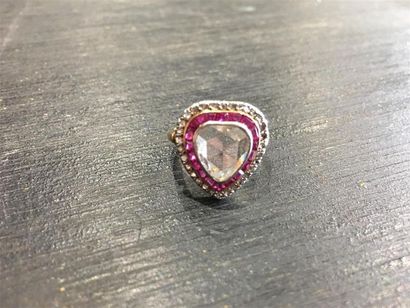 Bague en or gris 18K (750 millièmes) et platine...