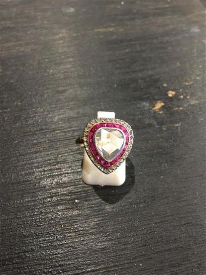Bague en or gris 18K (750 millièmes) et platine...
