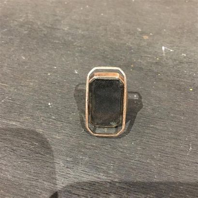 ERRATA BAGUE EN OR 9K (375/1000)/// Bague...