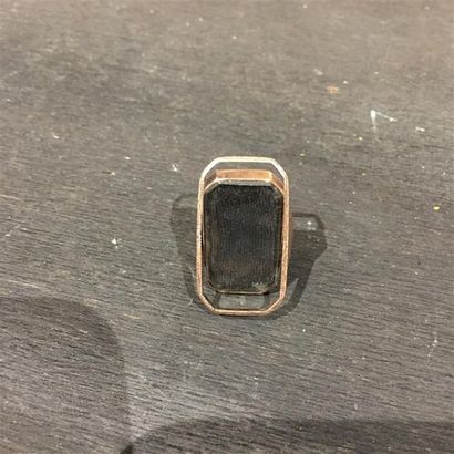 ERRATA BAGUE EN OR 9K (375/1000)/// Bague...
