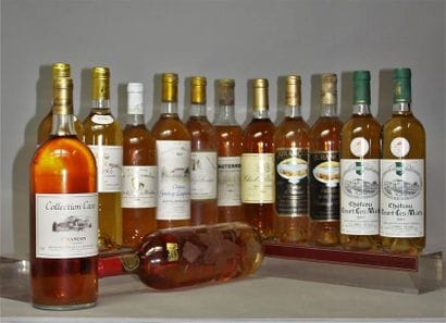 LOT DE 11 BOUTEILLES ET 2 MAGNUMS VINS DOUX...
