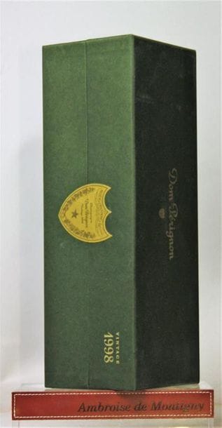 1 bouteille CHAMPAGNE DOM PERIGNON 1998....