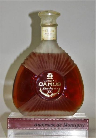 1 flacon 70 cl. COGNAC CAMUS X.O. BORDER...