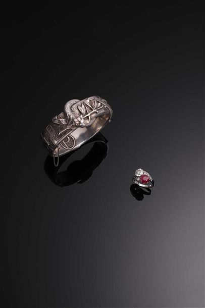 BAPST & FALIZE (1880-1892).
BRACELET en argent...