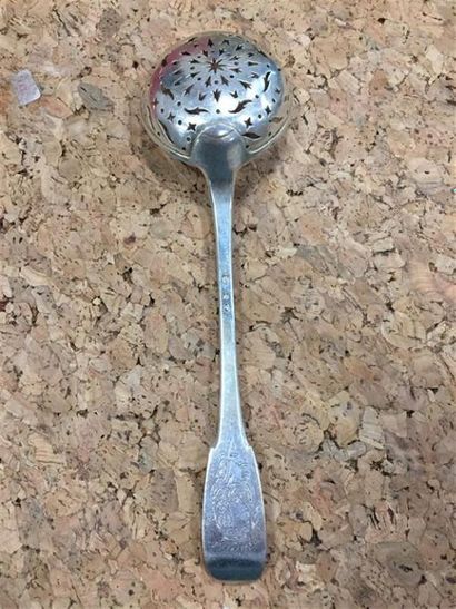CUILLÈRE À SUCRE en argent (950/1000e), modèle...
