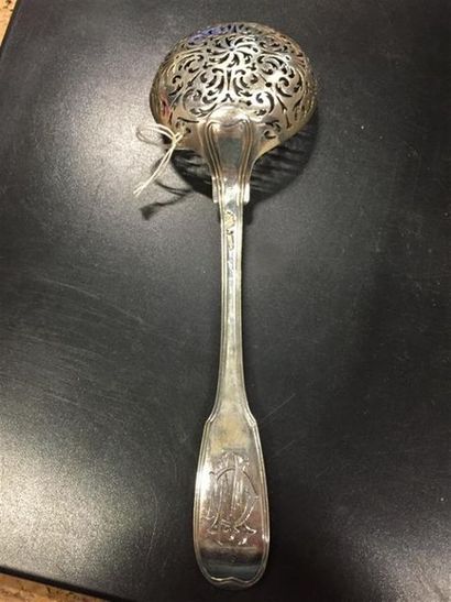 CUILLÈRE À SUCRE en argent (950/1000e), modèle...