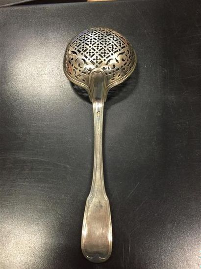 CUILLÈRE À SUCRE en argent (950/1000e), modèle...