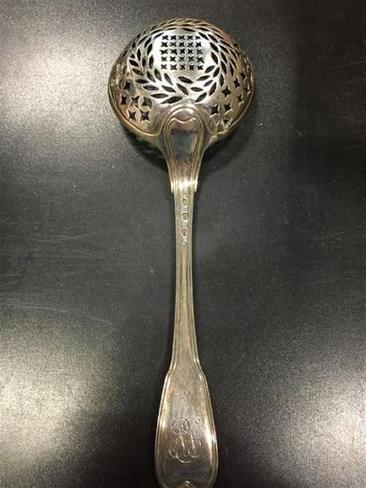 CUILLÈRE À SUCRE en argent (950/1000e), modèle...