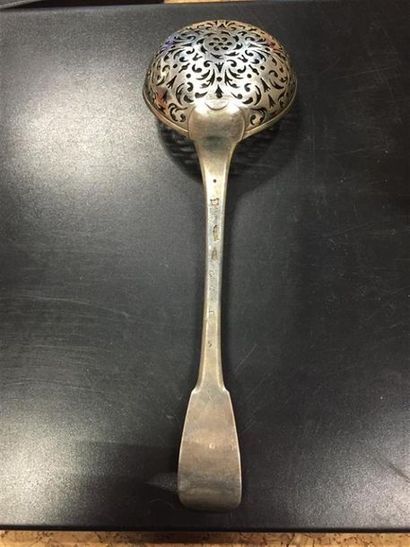 CUILLÈRE À SUCRE en argent (950/1000e), modèle...