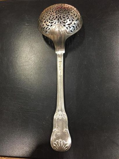 CUILLÈRE À SUCRE en argent (950/1000e), modèle...
