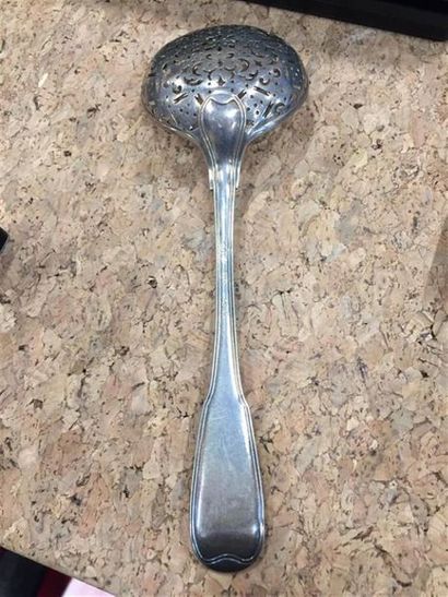 CUILLÈRE À SUCRE en argent (950/1000e), modèle...
